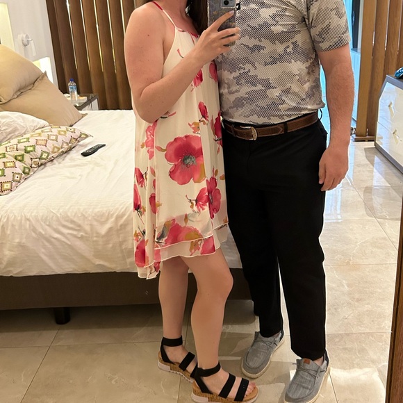 Pink Floral Spaghetti Strap Flowy Dress - Picture 2 of 4